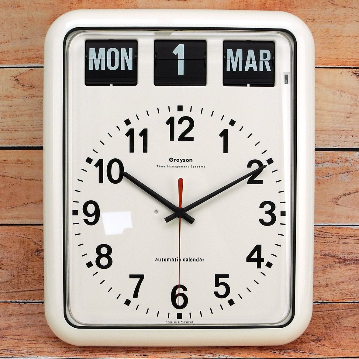 DESKTOP CALENDAR CLOCK in WHITE