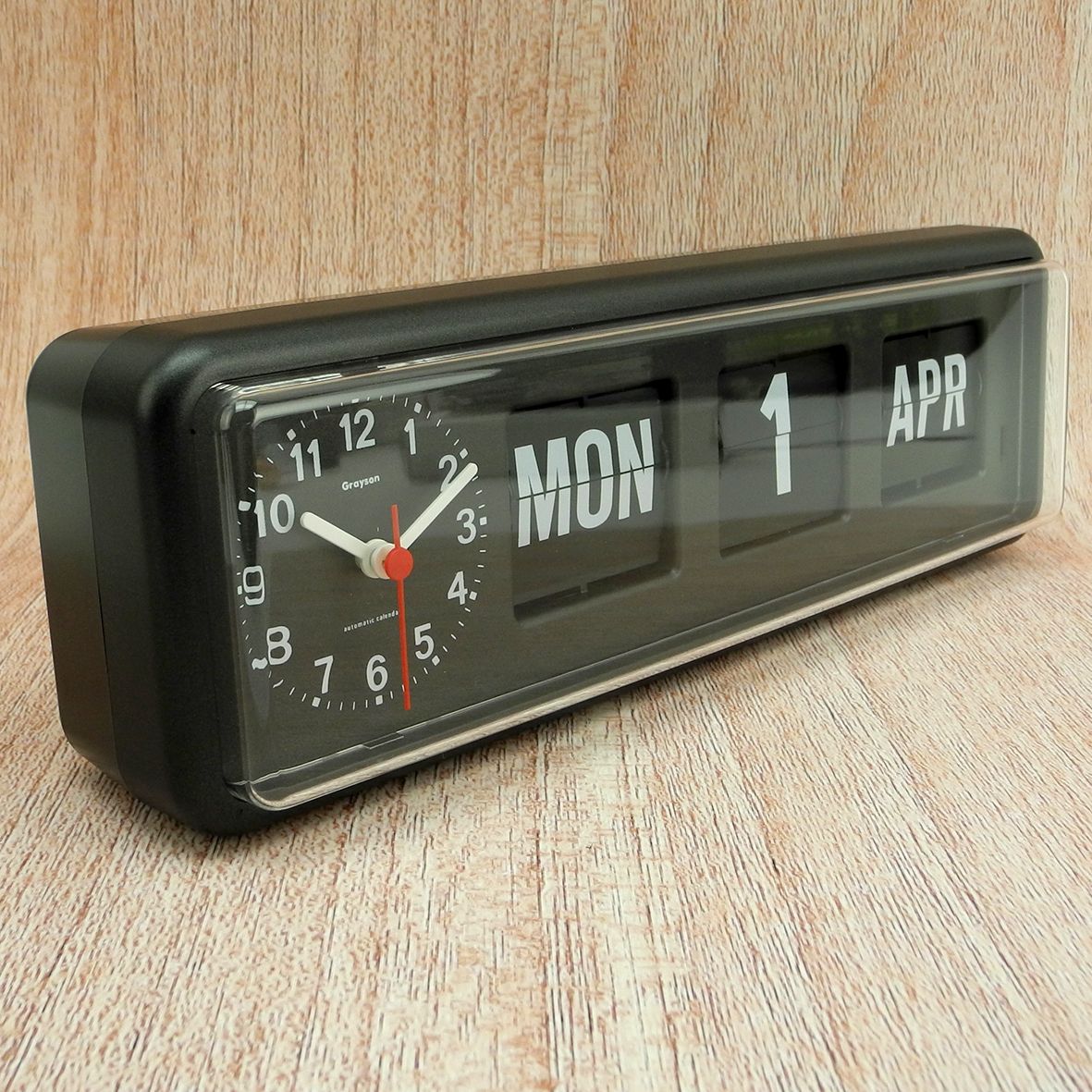 DESKTOP CALENDAR CLOCK in BLACK