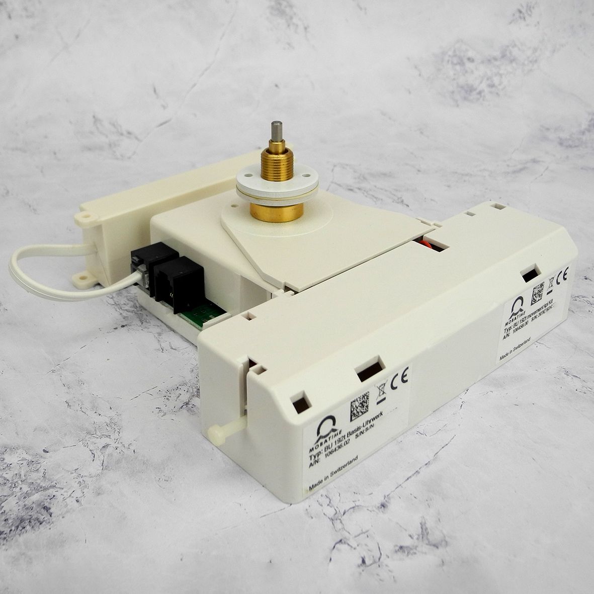 RADIO CONTROLLED BATTERY MOVEMENT FOR DIALS UP TO 800mm